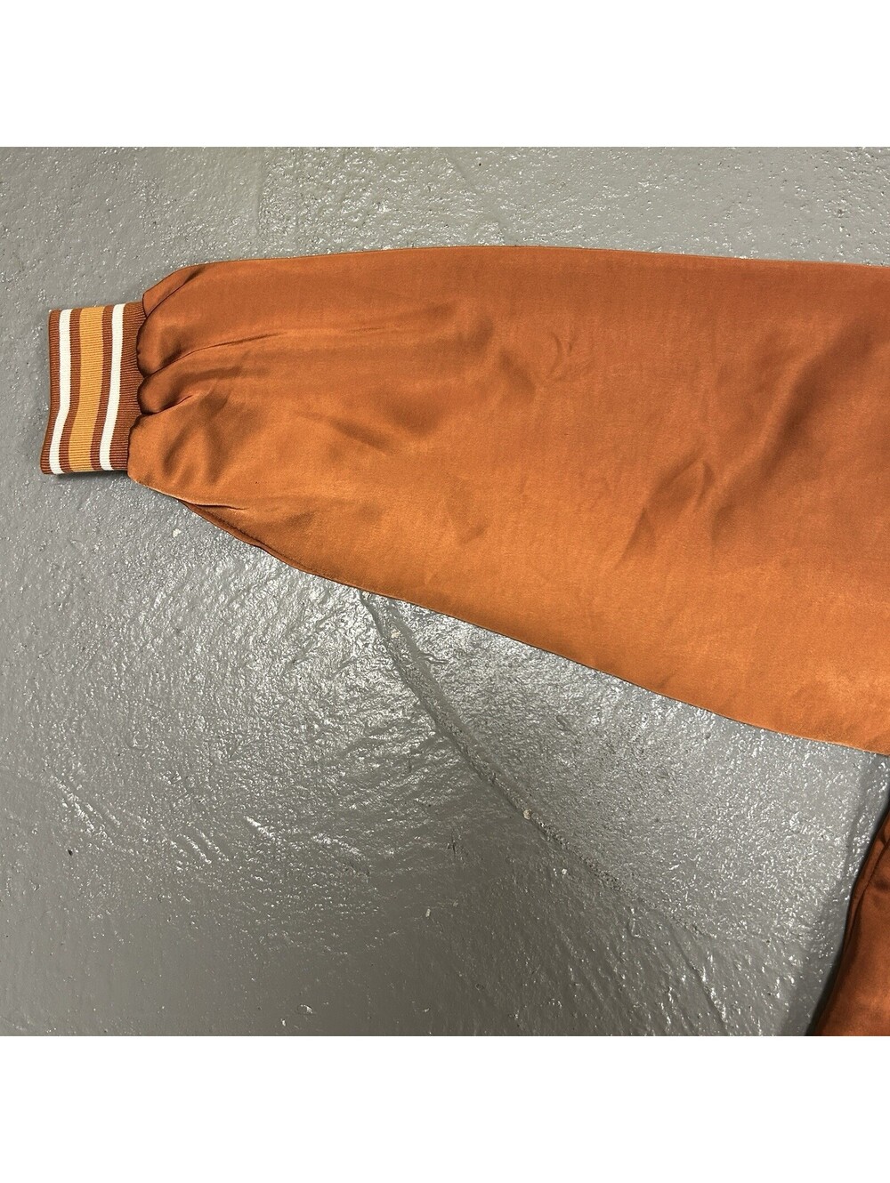 AUTHENTIC Kith Satin Orange Zip Up Sweater Jacket Size L - Picture 4 of 9